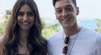 Mesut Özil ve Amine Gülşe çiftinden duygulandıran hareket: 12 yıl boyunca sahip çıkacaklar!
