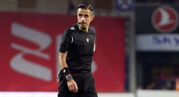 Mete Kalkavan kimdir, kaç yaşında, nereli? Hakem Mete Kalkavan hangi takımlı asıl mesleği nedir? Mete Kalkavan'ın biyografisi ve hayatı