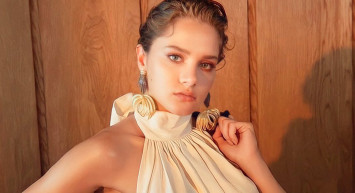 Miray Daner Yeminini Bozdu! Sevgilisiyle İlk Romantik Poz