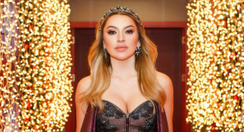 Muhafazakâr eski kocaya inat Hadise’den iç çamaşırsız elbiseyle dans