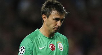 Muslera: Oynamak istemiyorum
