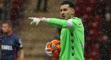 Newcastle Unied, Trabzonspor'un başarılı eldiveni Uğurcan Çakır'ı transfer etmek istiyor!