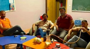 Düzce'de Okulda Nargile İçen Öğretmenlere Soruşturma Açıldı