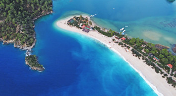 Ölüzdeniz’in rengi değişti! Görenler şok oldu