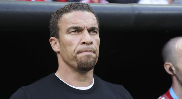 Önder Özen Beşiktaş'ta sözleşmesi sona erecek olan oyuncuların büyük bir avantaj olduğunu ayrıca Sörloth'un takıma çok uygun bir forvet olacağını söyledi