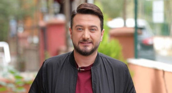 Onur Büyüktopçu Kimdir?