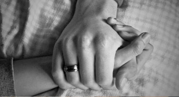 Öpüşmek Orucu Bozar Mı? Kefareti Nedir?