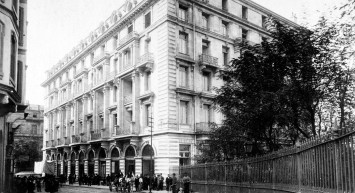 Pera Palas Tarihi, Yapılış Hikayesi, İlkleri ve Misafir Ettiği Ünlü İsimler!