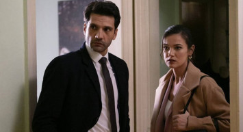 Reytingleri düşen Yargı ve Üç Kuruş’un dizisinin yıldızları Pınar Deniz ve Uraz Kaygılaroğlu aynı proje için imza attı
