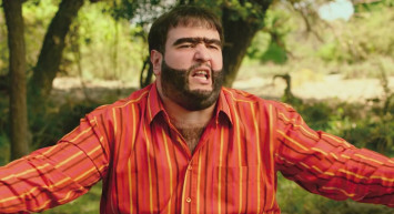 Şahan Gökbakar Kimdir?