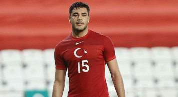Şampiyon Trabzonspor, A Milli Takım'ın formasını terleten Ozan Kabak'ı transferde gözüne kestirdi!