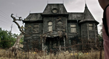 Savaşta evini terk eden adam 70 yıl sonra evine döndü gördüğü şeyler ise korkunçtu