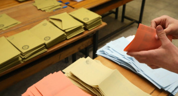 Seçime günler kala dünyanın gözü Türkiye’de: Manşetlerine taşıdılar