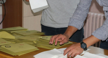 Seçimi kaybedeceğini bilen CHP bugün itibariyle sandık oyunlarına başladı