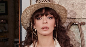 Selin Şekerci'den 'öpüşme' itirafı: Partnerime kamyoncu gibi giriyorum!