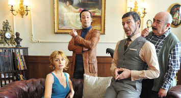 Sen Kimsin Filmi Konusu Nedir?