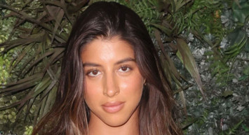 Shannon Singh öyle bir kıyafet giydi ki görenler hayrete düştü