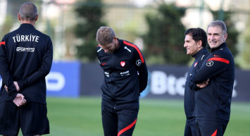 Stefan Kuntz A Milli Takım'a Yeni Sistem Getiriyor!