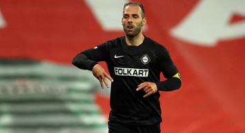 Süper Lig ekiplerinden Altay'da Marco Paixao ve Murat Akça hakkında kadro dışı kararı geldi!