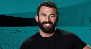 Survivor Turabi yarışma başlamadan ortalığı karıştırdı: Gitmeden sevişelim!