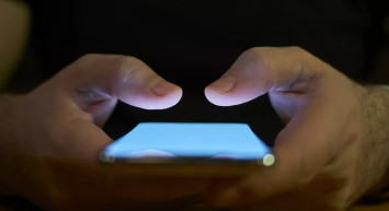 Telefonlara indirilen uygulamalara dikkat! Uzmanlar uyarıyor: Eğer bu uygulamalardan biri bile varsa hemen silin