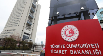 Ticaret Bakanı Fahiş Fiyatlı Satılan Yangın Söndürme Ekipmanları Hakkında Açıklamada Bulundu