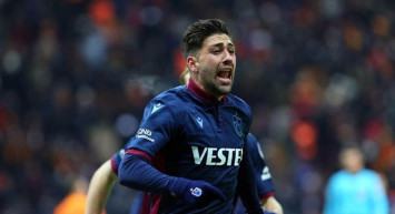 Trabzonsporlu Anastasios Bakasetas'ı Sporting Lizbon transfer etmek istemiş!