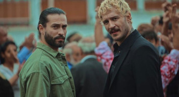 Üç Kuruş’un Yıldızı Ekin Koç’un Sevgilisi Ünlü Model Çıktı