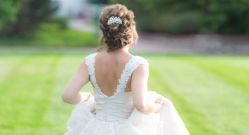 Üniversiteli genç kız kendisinden 25 yaş büyük adama kuma olarak gitti