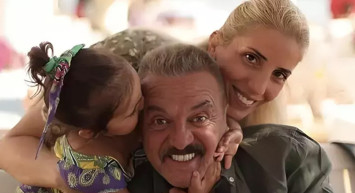 Usta oyuncu Mesut Akusta ve Şafak Özbir'den beklenmedik ayrılık: Boşandılar!