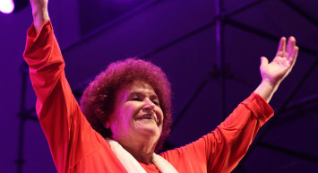 Usta sanatçı Selda Bağcan'a büyük şok: Ödüm patladı, çok korktum! Dilan Polat detayı şaşırttı...