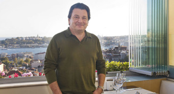 Vedat Milor Baklava mı Sütlaç mı Anketiyle Sosyal Medyayı İkiye Böldü