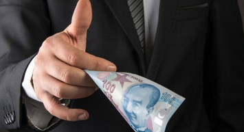 Üsküdar'da Yaptığı Plan İle 3 Arkadaşını 1 Milyon Lira Dolandırdı