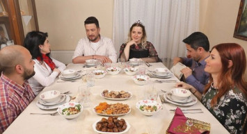 Yemekteyiz yarışmacısı cezaevine girdi!