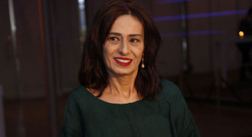 Yıldız Tilbe Gençlik Fotoğrafını Paylaştı