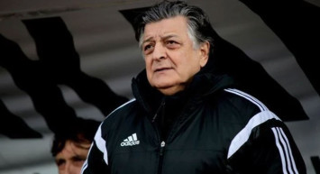 Yılmaz Vural, Sakaryaspor'un yeni teknik direktörü oluyor!