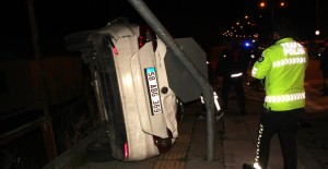 Sivas'ta Trafik Kazası: 1 Polis Yaşamını Yitirdi