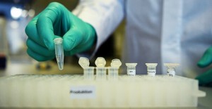 İngiltere'de Coronavirüs İlacı Denemesi Başladı