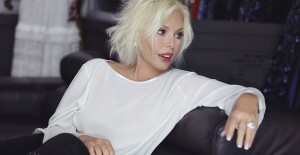 Ajda Pekkan Evde Spor Yaptığı Anları Paylaştı