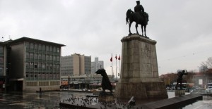 Başkentte Corona Sessizliği: Meydan, Sokak, Cadde, ve Parklar Issız Kaldı