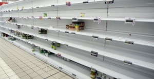 AB'nin Merkezi Brüksel'de Market Rafları Boşaldı