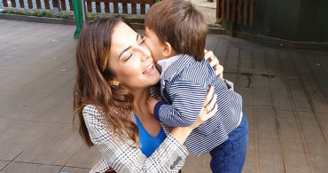 Burcu Kara, Oğlu Ali'nin Bebeklik Fotoğrafıyla Beğeni Topladı