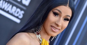 Cardi B Coronavirüs Mağdurları İçin Bağışta Bulundu