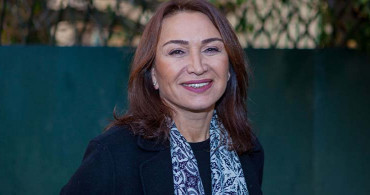Demet Akbağ Kimdir? Demet Akbağ Boyu Kaç, Kilosu Kaç, Aslen Nereli, Sevgilisi Kimdir?