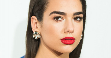 Dua Lipa Lübnanlı Çocuklarla Halay Çekti