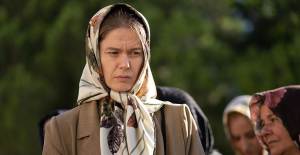 Netflix'in Merakla Beklenen Yapımı Fatma'dan İlk Kareler Geldi