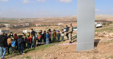 Göbeklitepe’de Bulunan Metal Blok Yetkilileri Ayağa Kaldırdı