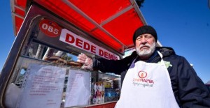 Antalya'da Sahipsiz Simit Tezgahı