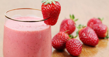 Evdeki Malzemelerle Smoothie Nasıl Yapılır? 