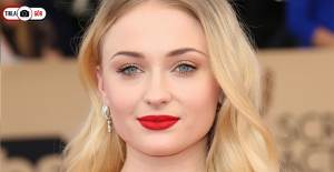 Sophie Turner İlk Kez Hamilelik Pozlarını Paylaştı